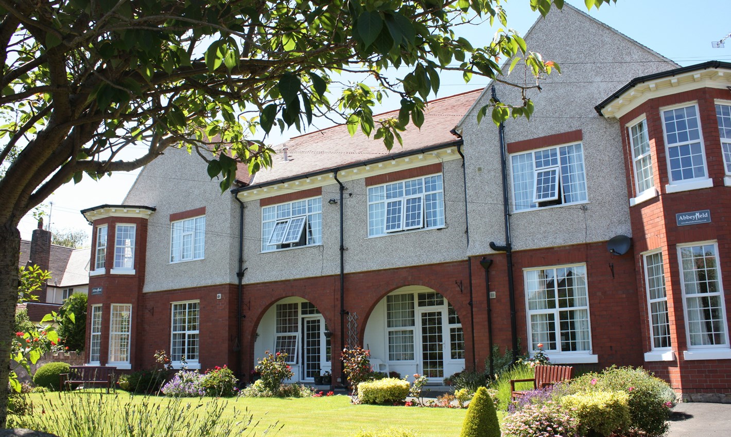 Supported (Sheltered) Housing in Colwyn Bay, Conwy Abbeyfield House